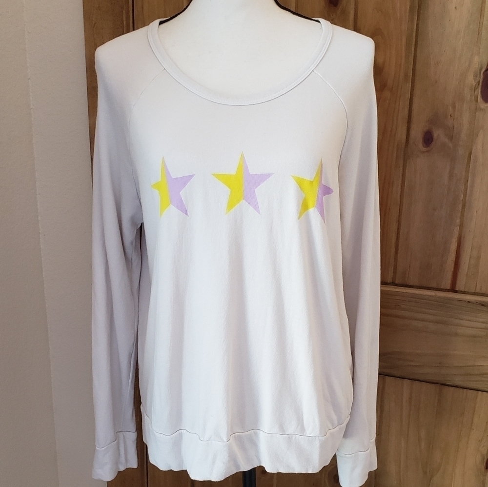 Sundry Stars Lightweight Pullover Top